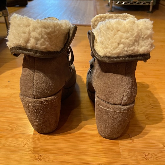 Rocket Dog Suede Booties Wedge Heel 8-1/2 - Picture 5 of 14